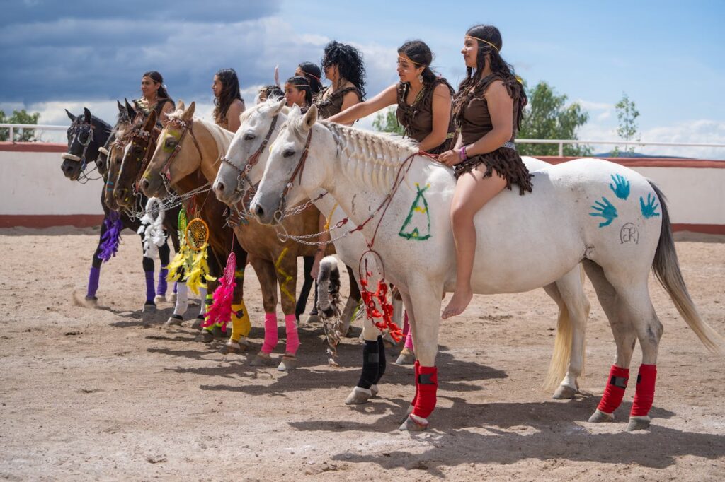 spanish explorer introduce horses in america
