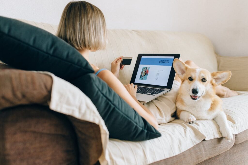 Trust in Online Advice