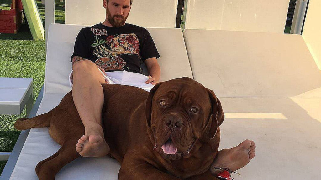 Lionel Messi with his dog